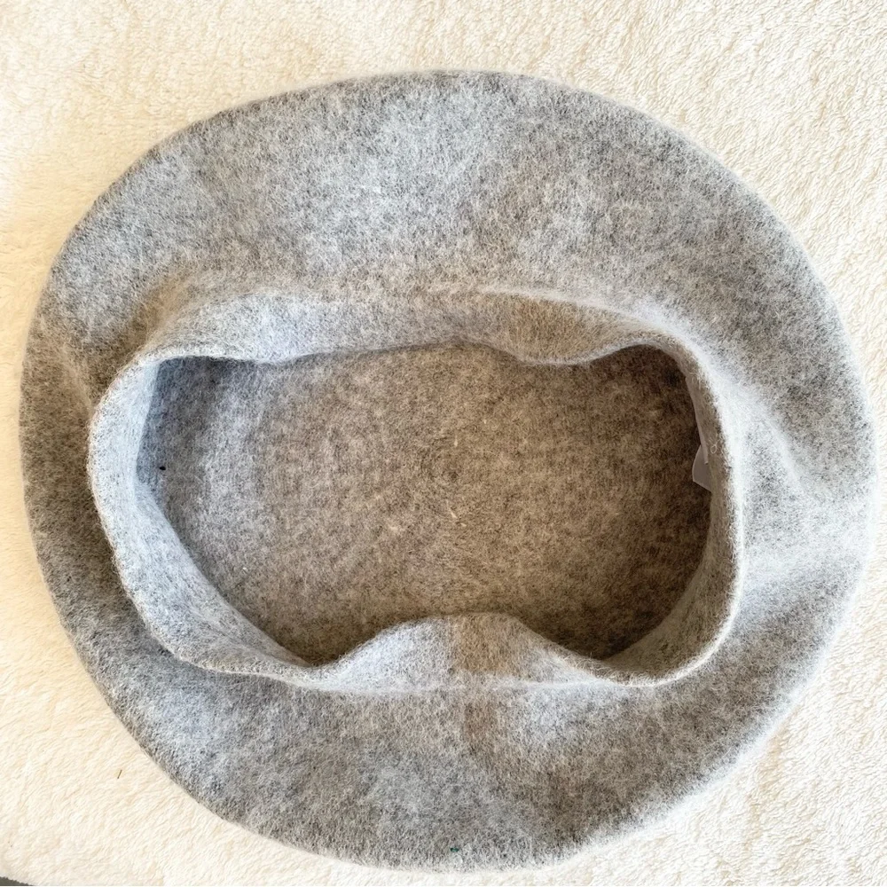 K ACCESSORIES Womens Gray‎ Plush French Beret Hat Wool-Blend